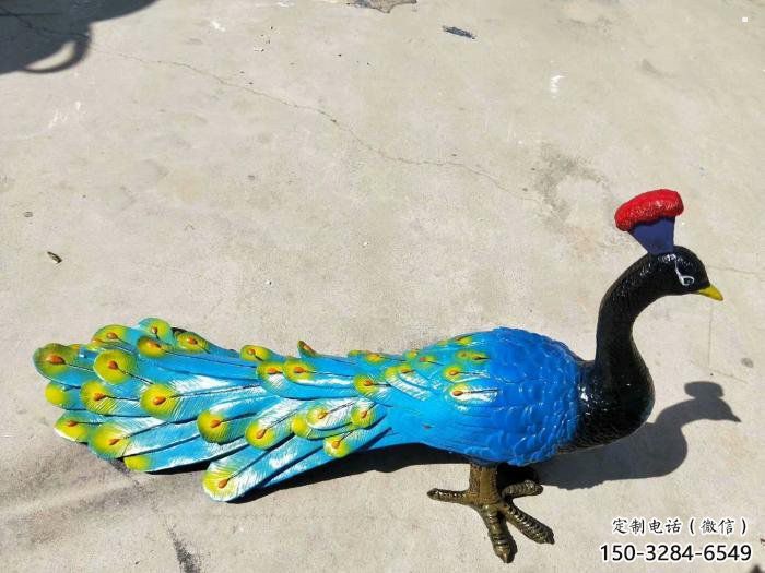 衡陽彩繪孔雀雕塑制作選用，景區(qū)案例，動(dòng)物美陳雕塑