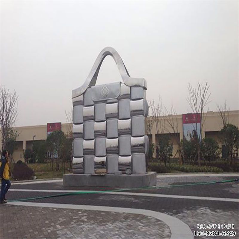 雙陽景觀背包雕塑優選，陸地擺件，園林不銹鋼背包雕塑供應