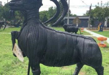 城西輪胎山羊雕塑供應(yīng)，公園雕塑，鑄銅輪胎羊雕塑供求