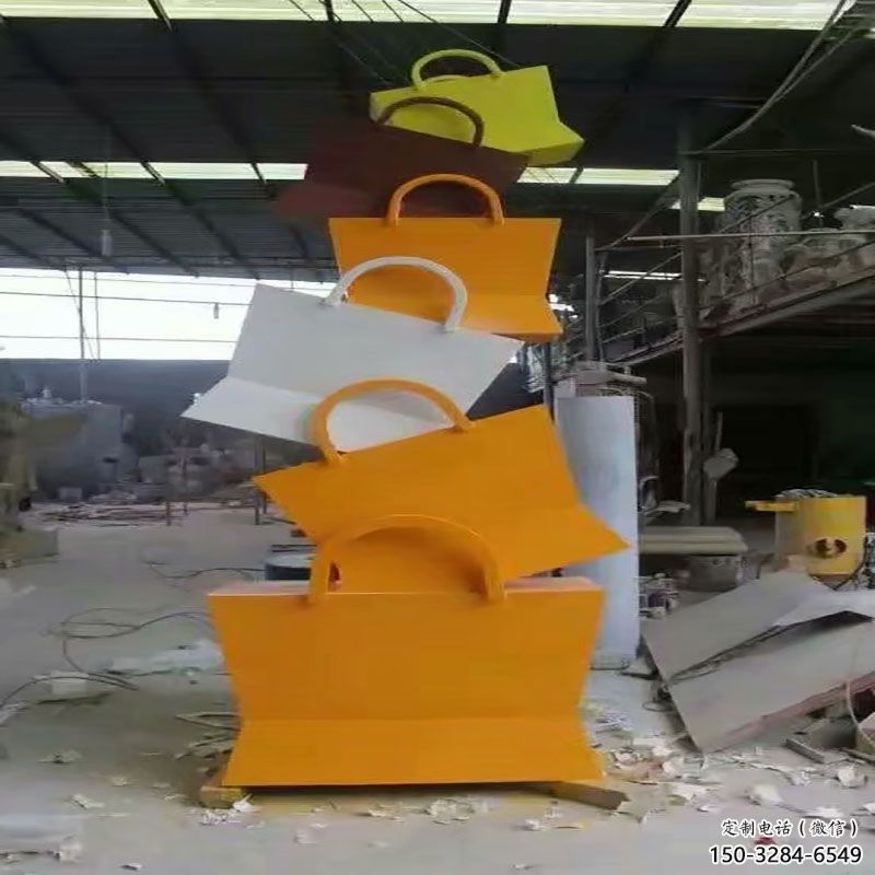 西湖烤漆挎包雕塑制造商，室外軟裝，景觀挎包雕塑制作