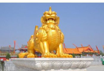 塔城廣場貔貅雕塑，動(dòng)物彩繪雕塑，抽象效果