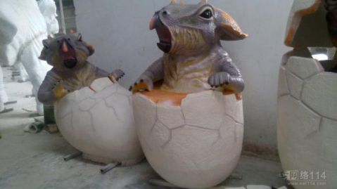商業街恐龍蛋雕塑 烤漆擺件 彩繪雕塑